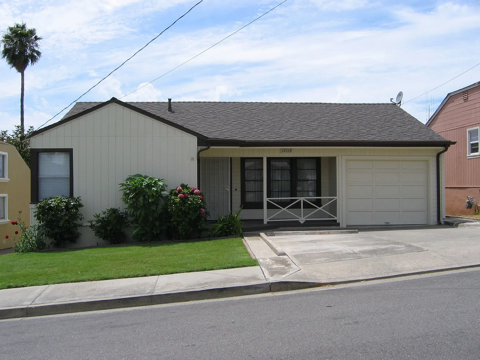 17119 Rolando Ave photo 1
