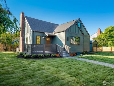 9653 7th Avenue NE, Seattle, WA, 98115