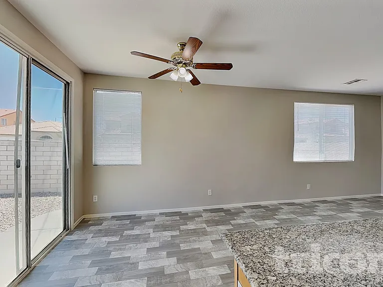 5616 Deer Run Ct — Photo 4