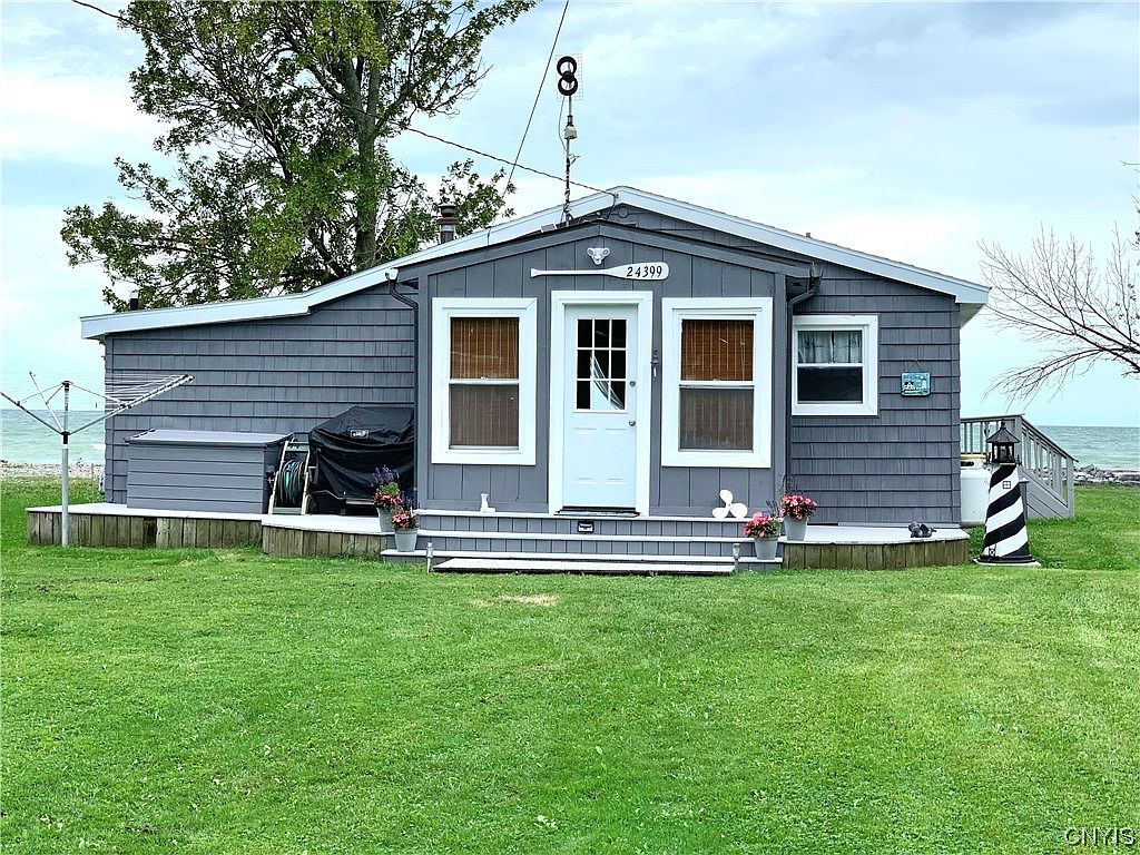 24399 Hayes Bay Rd N, Three Mile Bay, NY 13693 | Zillow