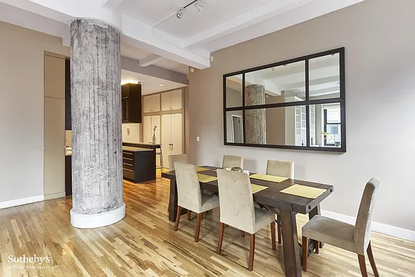 Sold by Sotheby's International Realty | media 2
