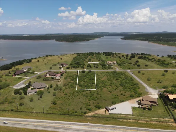 935 S Clear Cove Ct, Graford, TX 76449