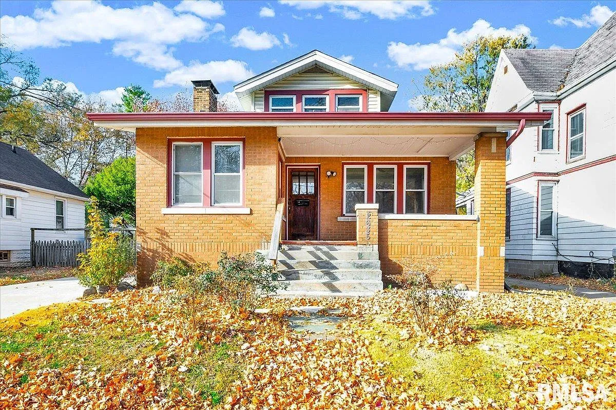 2635 N Peoria Ave photo 1