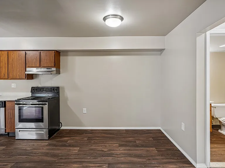 Regency Place Apartments — Photo 29