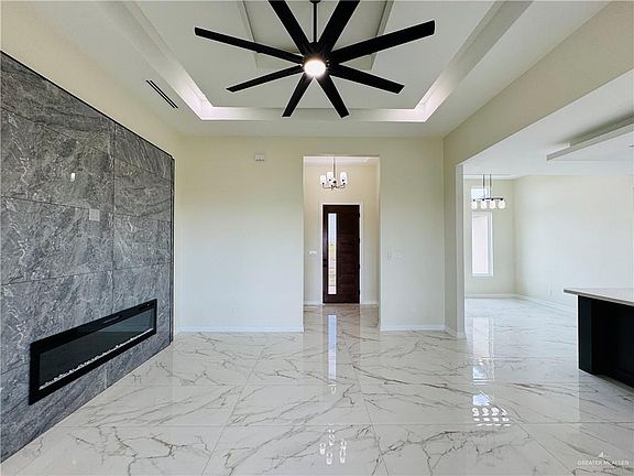 4th image of 5841 Cardiff Ave