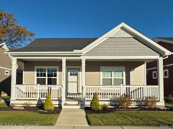 4513 Jacks Aly, Pinckney, MI 48169