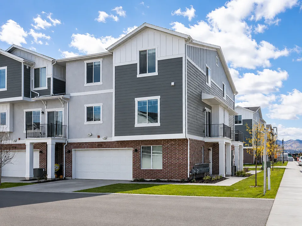 4218 W Frontier Park Ct