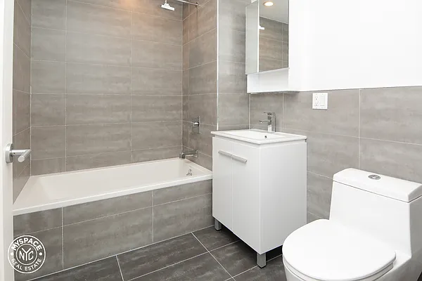 Rented by MySpaceNYC | media 16
