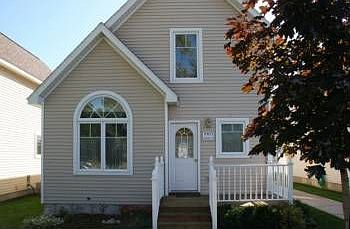 5th image of 1005 Woodmere Ave APT 4