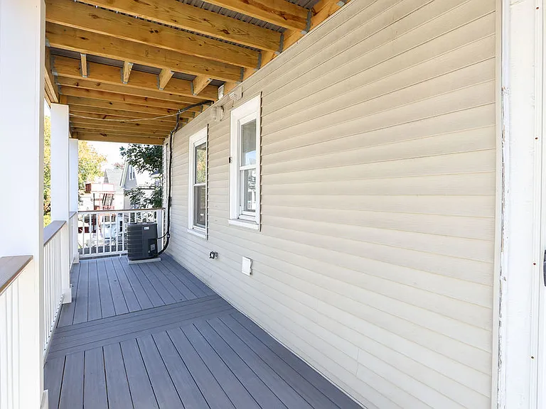 30 Tuttle St #2 — Photo 16