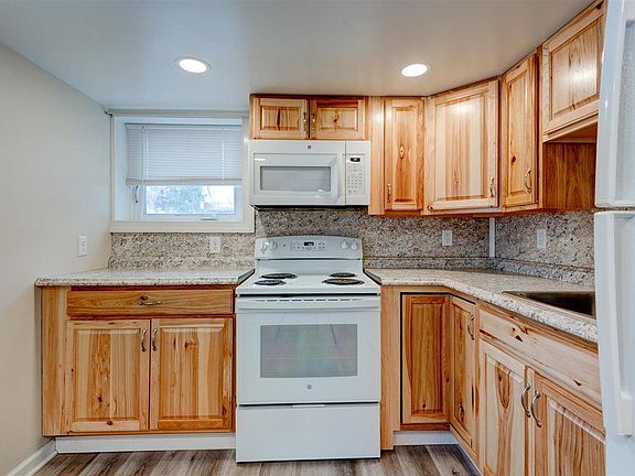 5th image of 855 Mulberry Ave #Basement