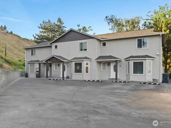 512 S 5th Street, Selah, WA 98942