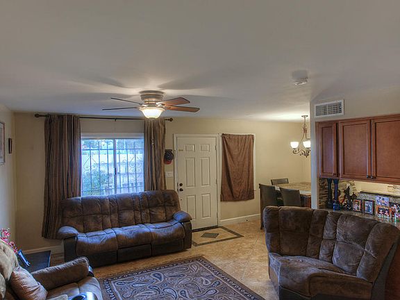 3rd image of 5211 N 42nd Dr
