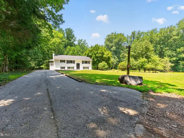3743 Schroeder Ave, Perry Hall, MD 21128