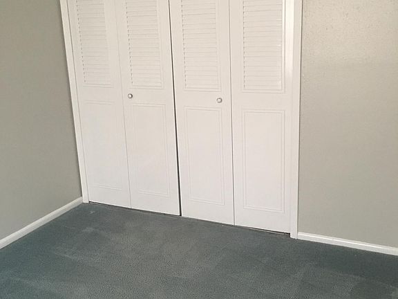 Big bedroom with large closet