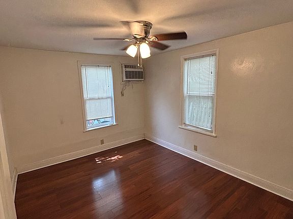 5th image of 710 SE 16th St #A
