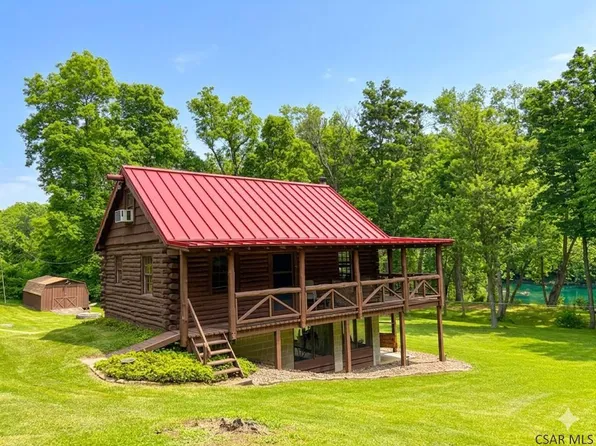 683 Cove St, Everett, PA 15537