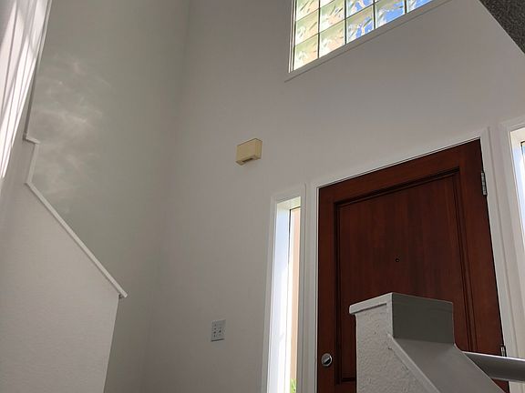 2nd image of 501 Herondo St APT 17