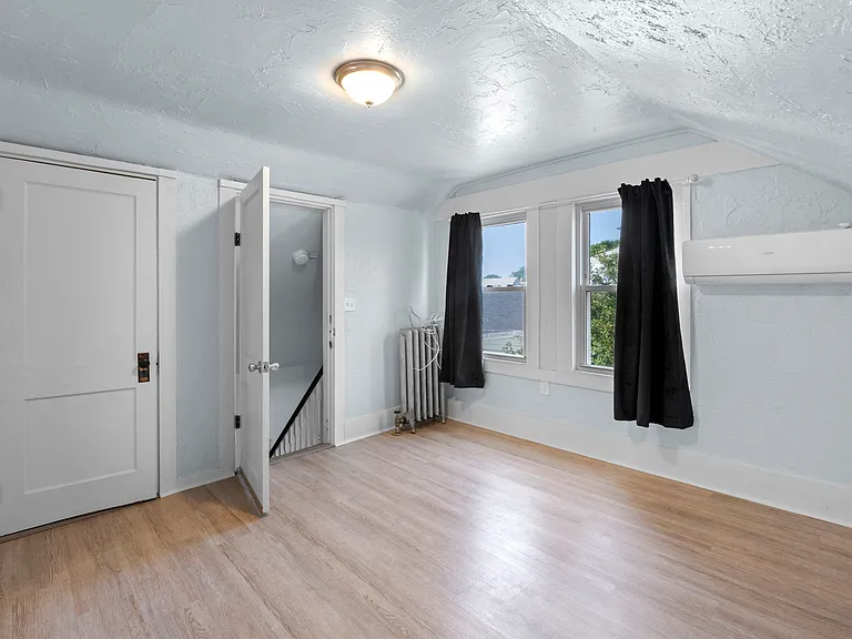 21 Cabot St #2 — Photo 12