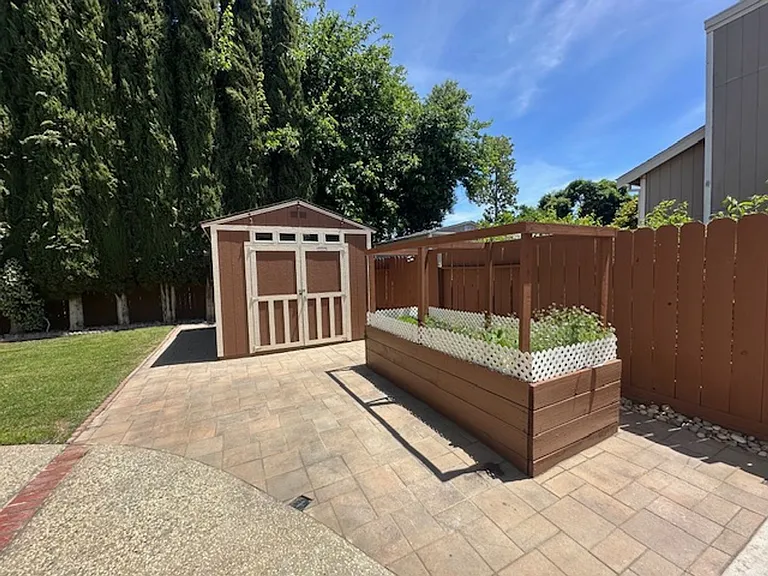 33 Orange St — Photo 19