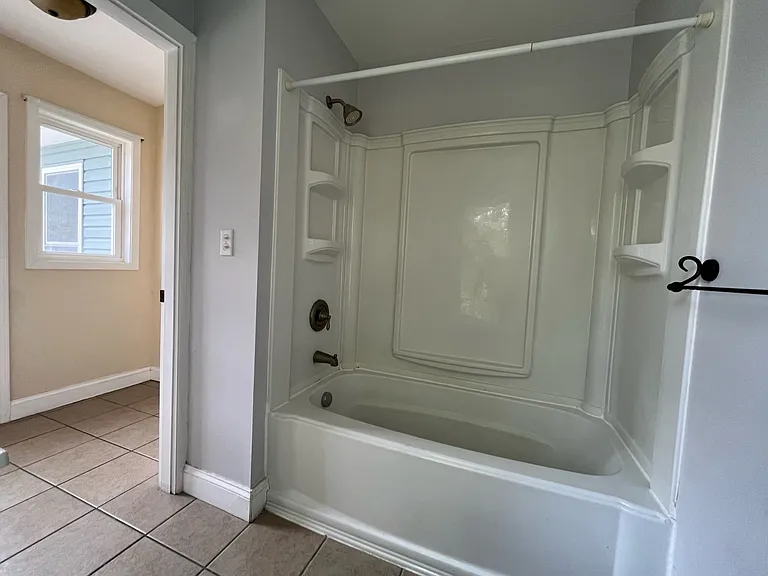 11 Clopper St #2 — Photo 8