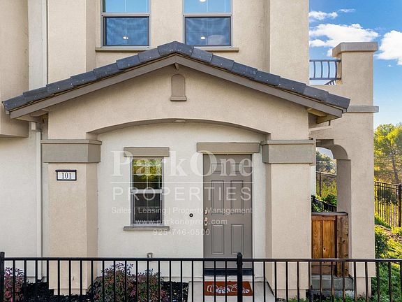 4th image of 101 Laurel Knoll Dr