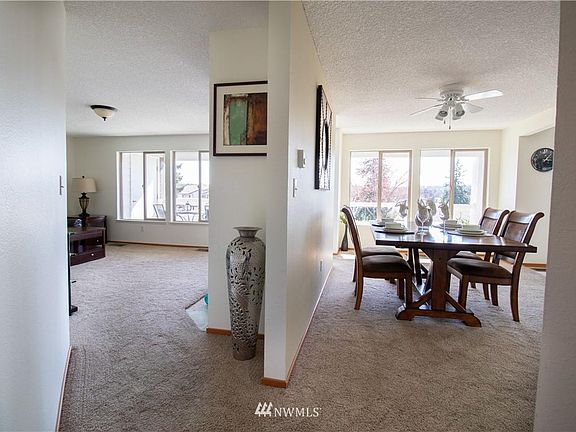 3rd image of 23405 Lakeview Dr Unit H201