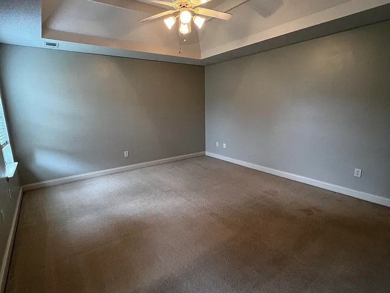 306 Hummingbird Ln — Photo 7