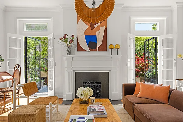 Sold by Compass | media 8