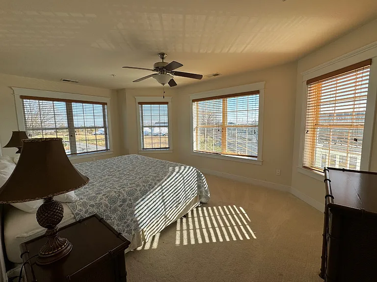 103 Swan Cove Ln #103 — Photo 27