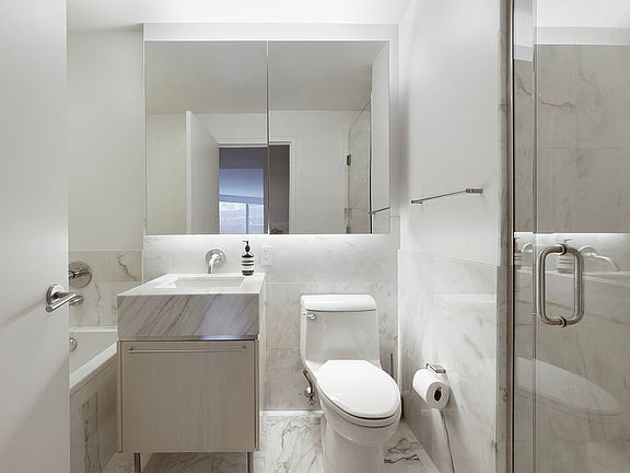 5th image of 200 Chambers St APT 5D