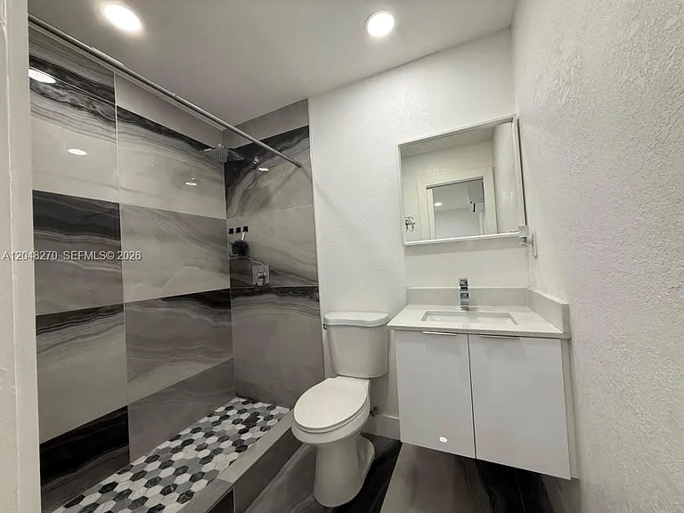 14305 SW 182nd Ter — Photo 33