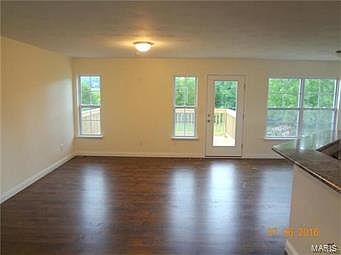 5th image of 104 Capri Ridge Dr