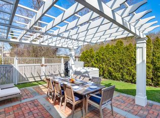 5 Ridge Dr, Sag Harbor, NY 11963