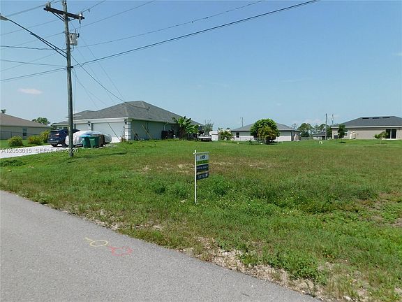 2nd image of 4418 Garden Blvd