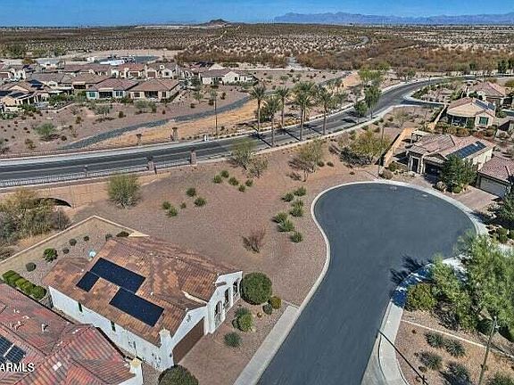 3rd image of 4424 N Potomac Dr