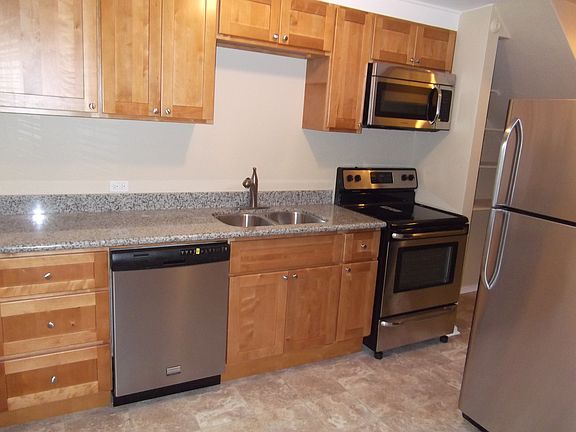 3rd image of 3217 Tarabochia St