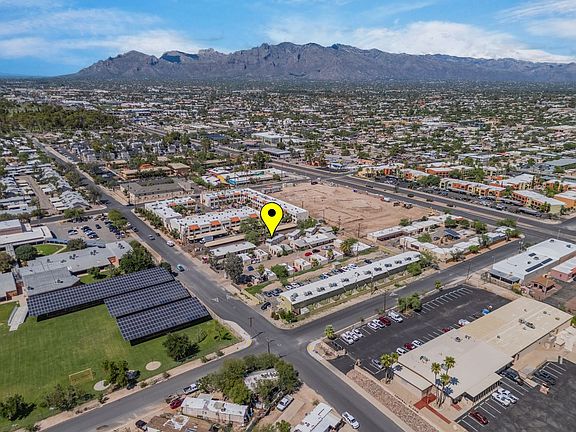 3rd image of 2620-2630 N 14th Ave #2B-1Ba-550Sqft