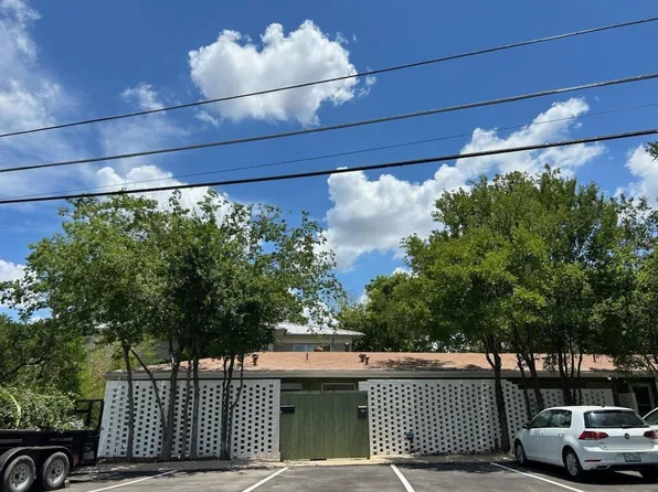 2514 W 12th St #D, Austin, TX 78703