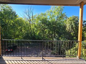 Recently Renovated 1-Bedroom Apartment in Northside