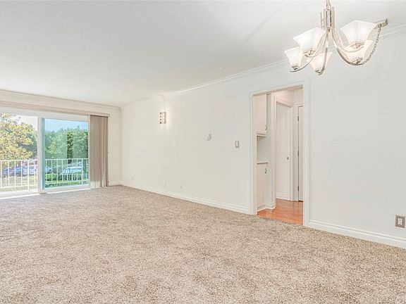 3rd image of 300-102 Cagney Ln