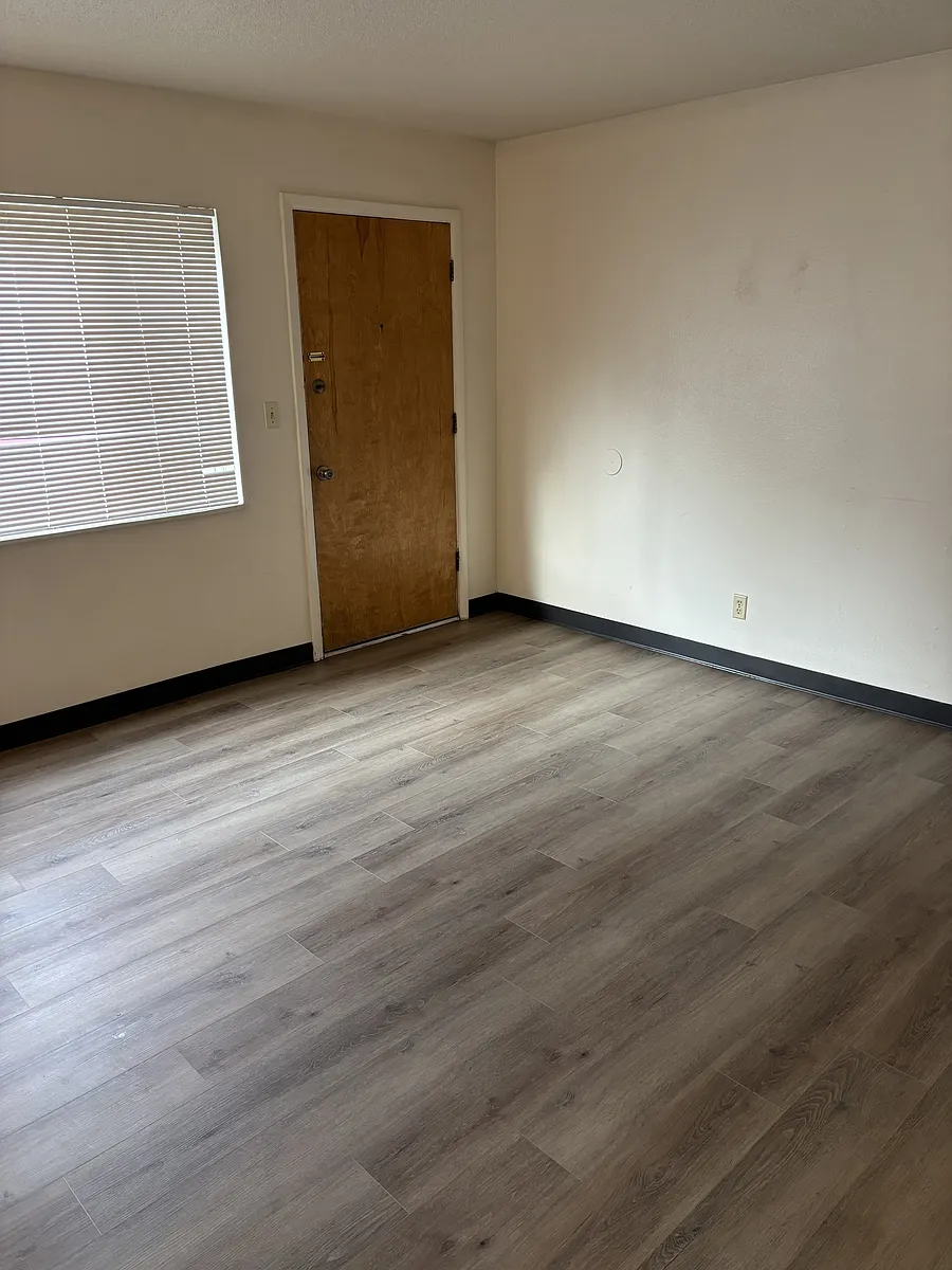 Building Photo - 225 Poplar St #3