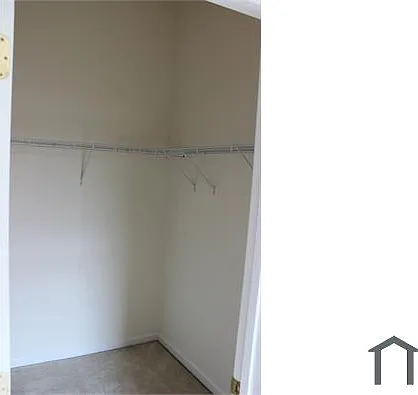 906 E Lombard St — Photo 17