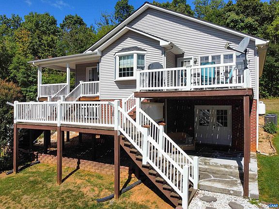 3rd image of 300 Powell Mountain Ct