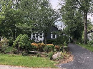 302 Beach St, Villa Park, IL