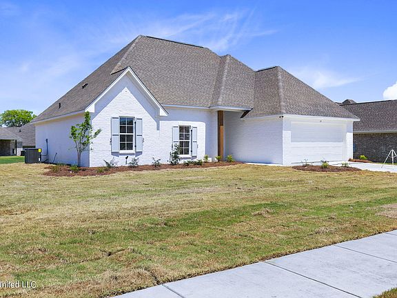 2nd image of 119 Hunters Way