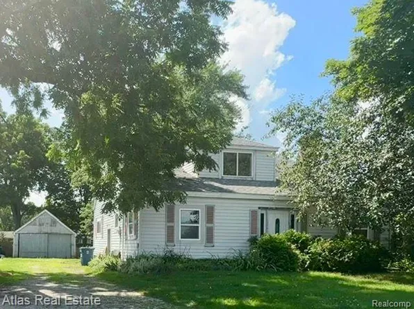 8146 S State Rd W, Goodrich, MI 48438