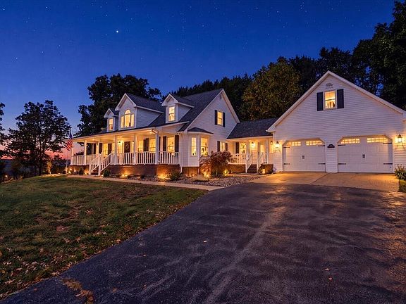 2nd image of 744 River Hill Dr