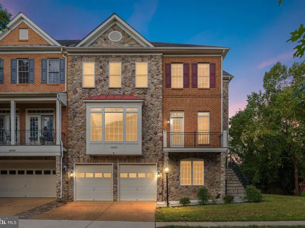 43682 Lees Mill Sq, Leesburg, VA 20176