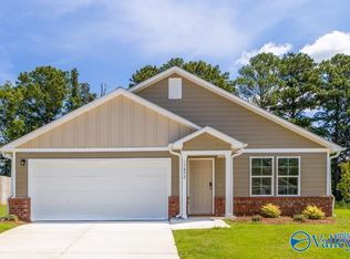 17892 Daniel Island Dr, Athens, AL 35611